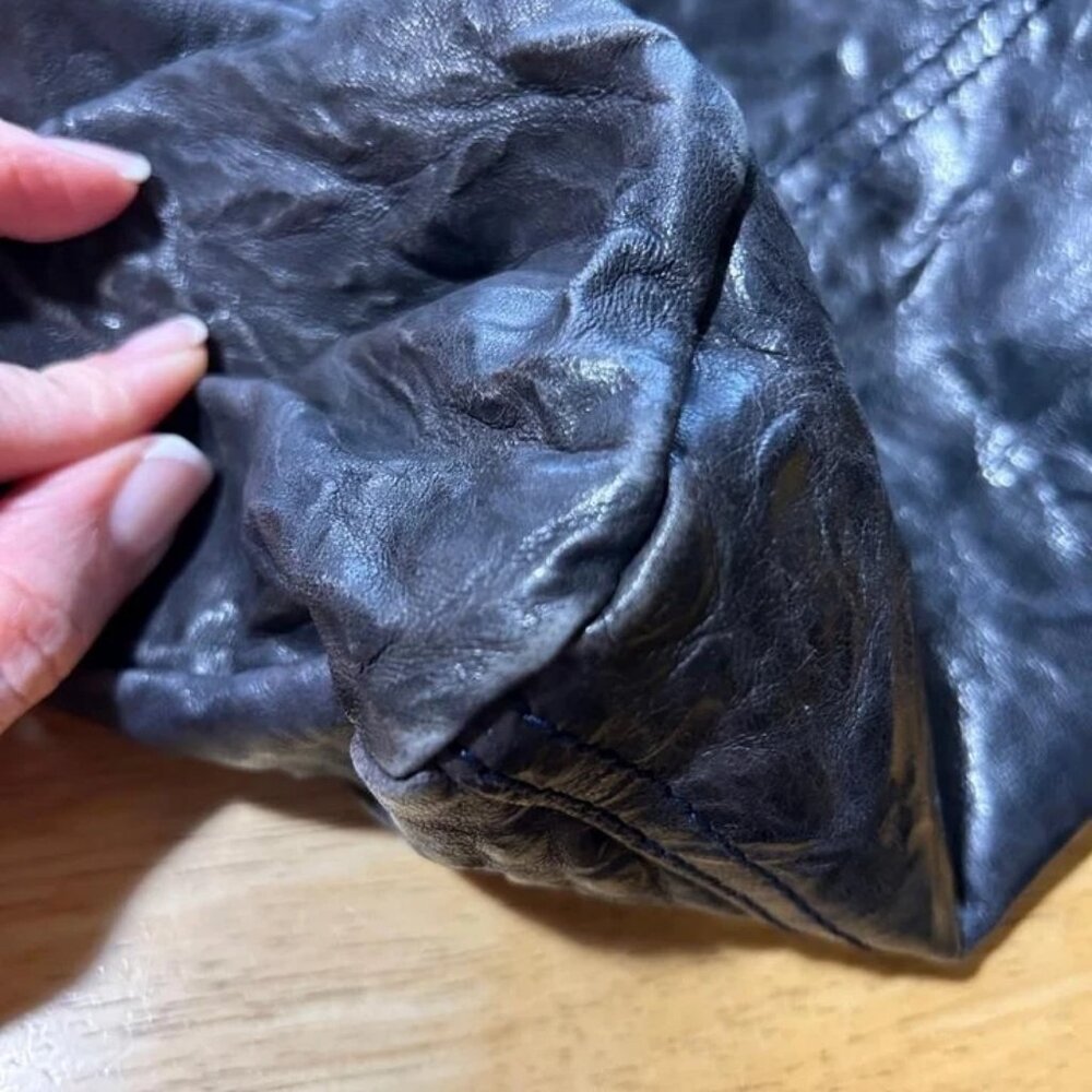 Authenticate Givenchy Pepe Black Wrinkled Sheepskin Leather Crossbody Handbag - Picture 10 of 16